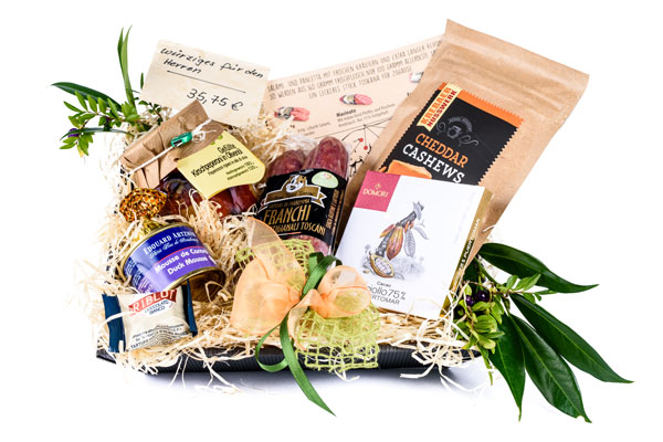 Geschenkkorb – Würziges Präsent für den Herren Präsentekörbe - Würziges Präsent für den Herren - Feinkostladen Dreissig